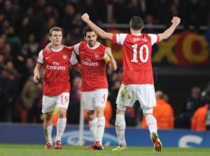 zp_33_Fabregas-Wilshere-celebrate_274