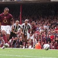 Arsenal Opening Day Games, from 2002 to 2011